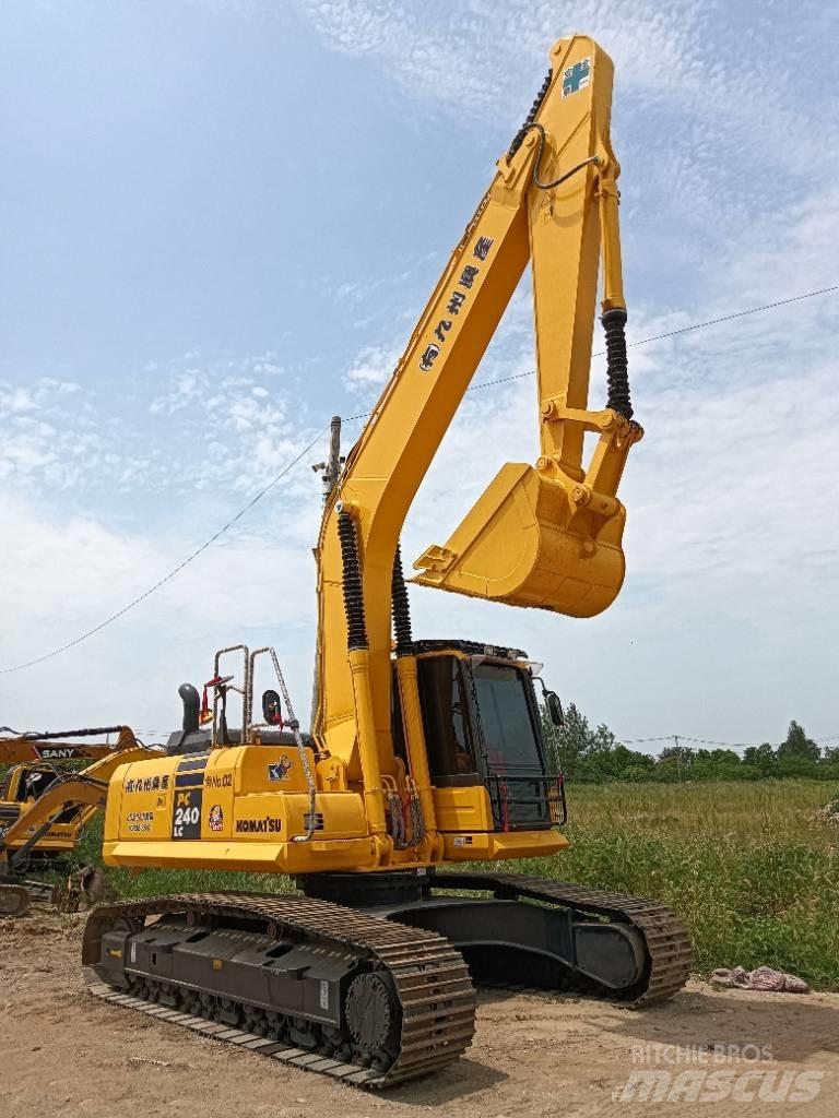 Komatsu PC 240 Paletli ekskavatörler