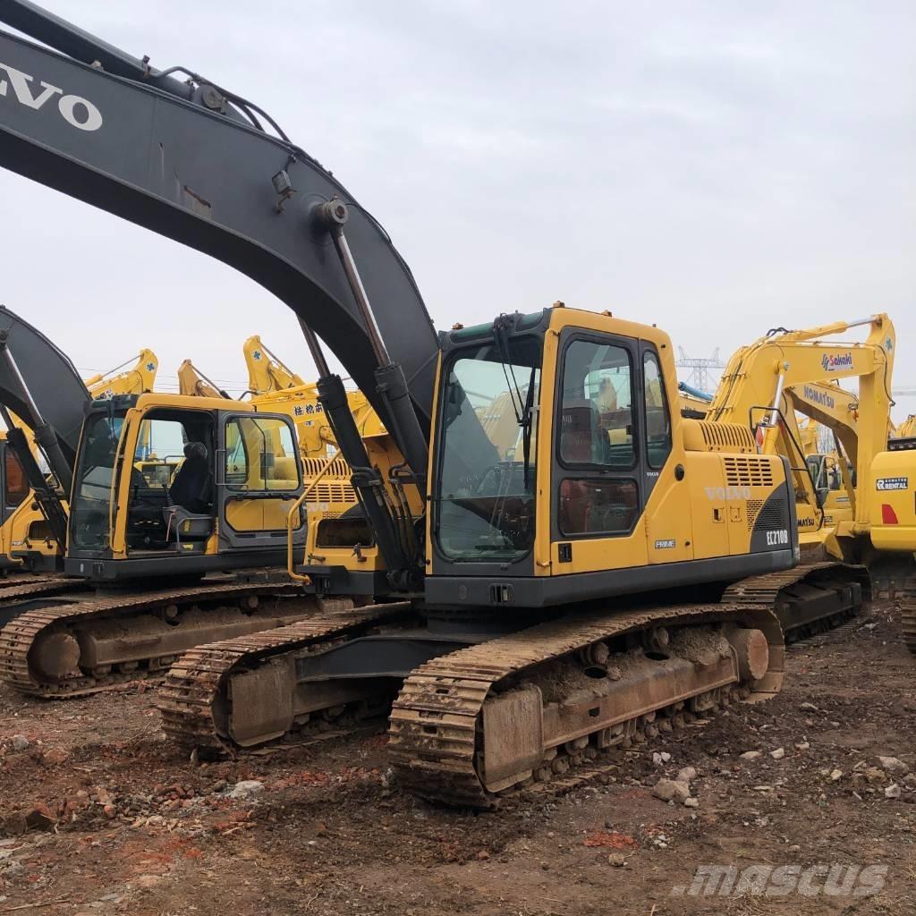 Volvo EC210B Paletli ekskavatörler