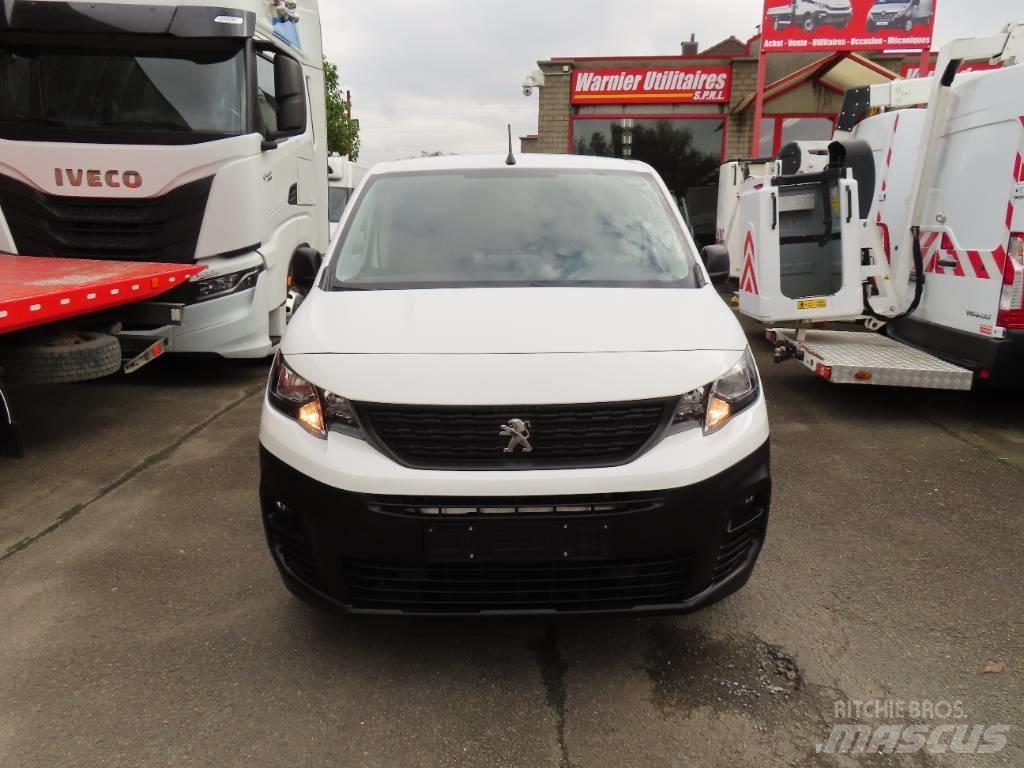 Peugeot Partner Panel vanlar
