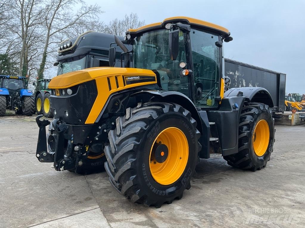 JCB Fastrac 4220 Traktörler