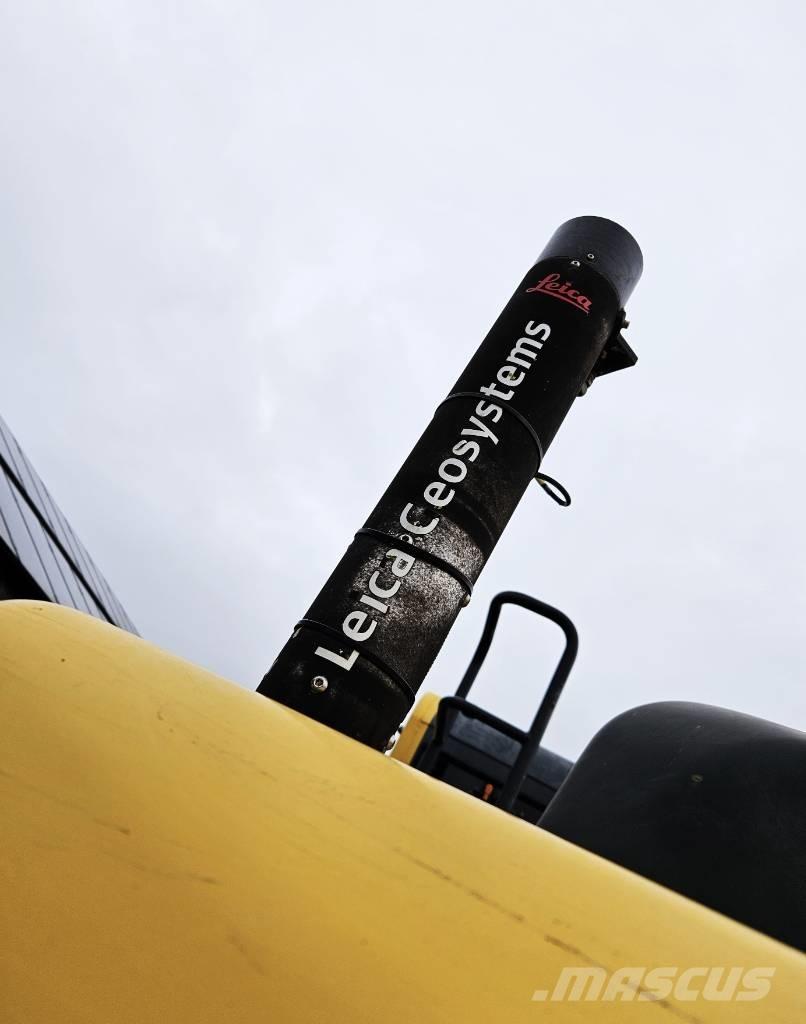 Komatsu HB 215 LC Paletli ekskavatörler