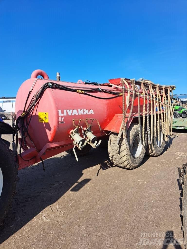 Livakka 14 m3 Sivi gübre ve ilaç tankerleri