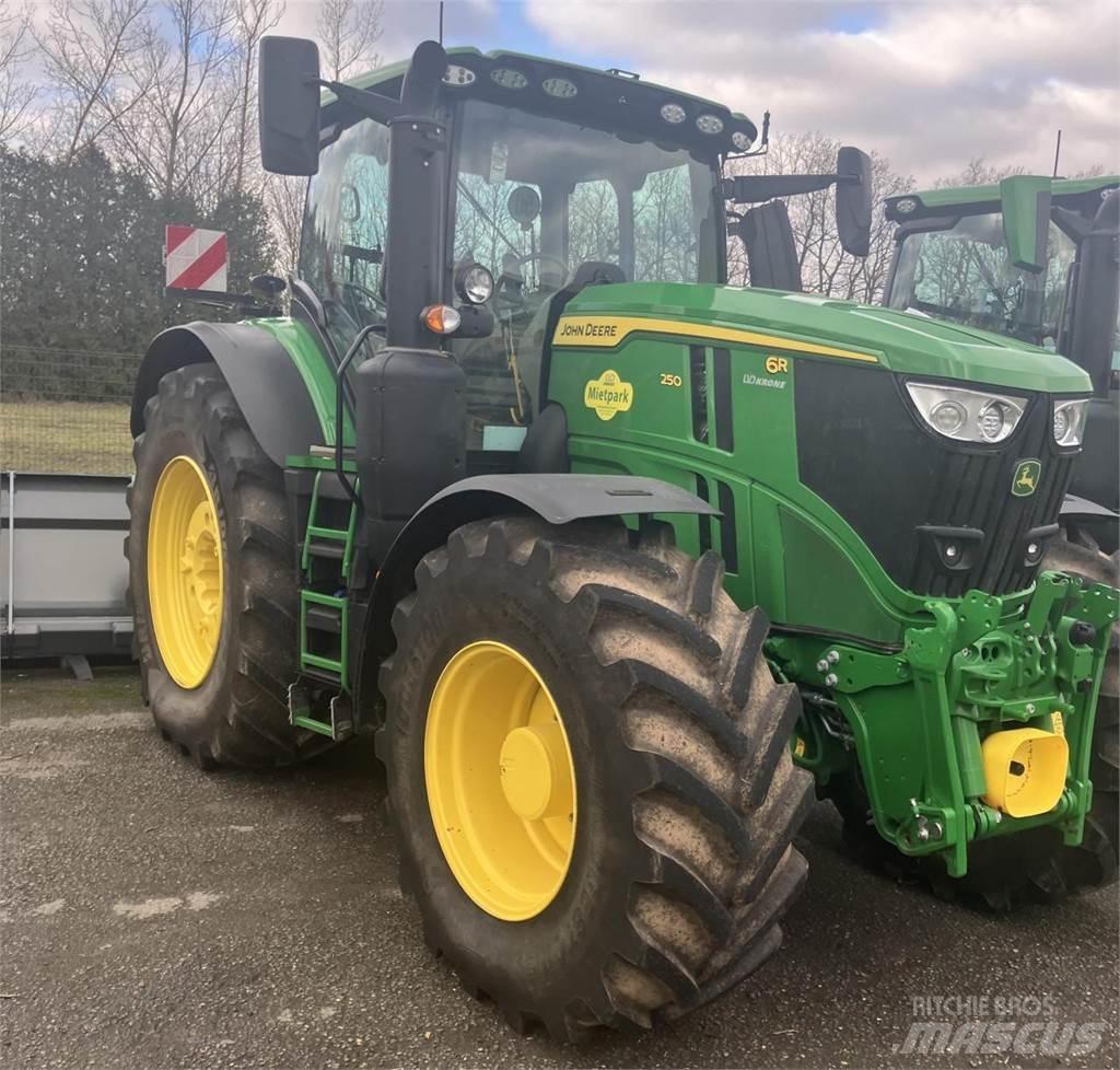 John Deere 6R 250 Traktörler