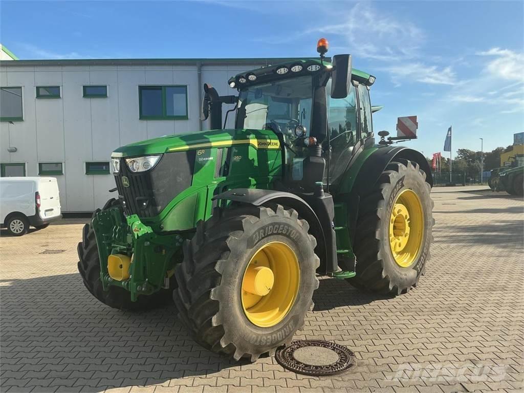 John Deere 6R 250 Traktörler