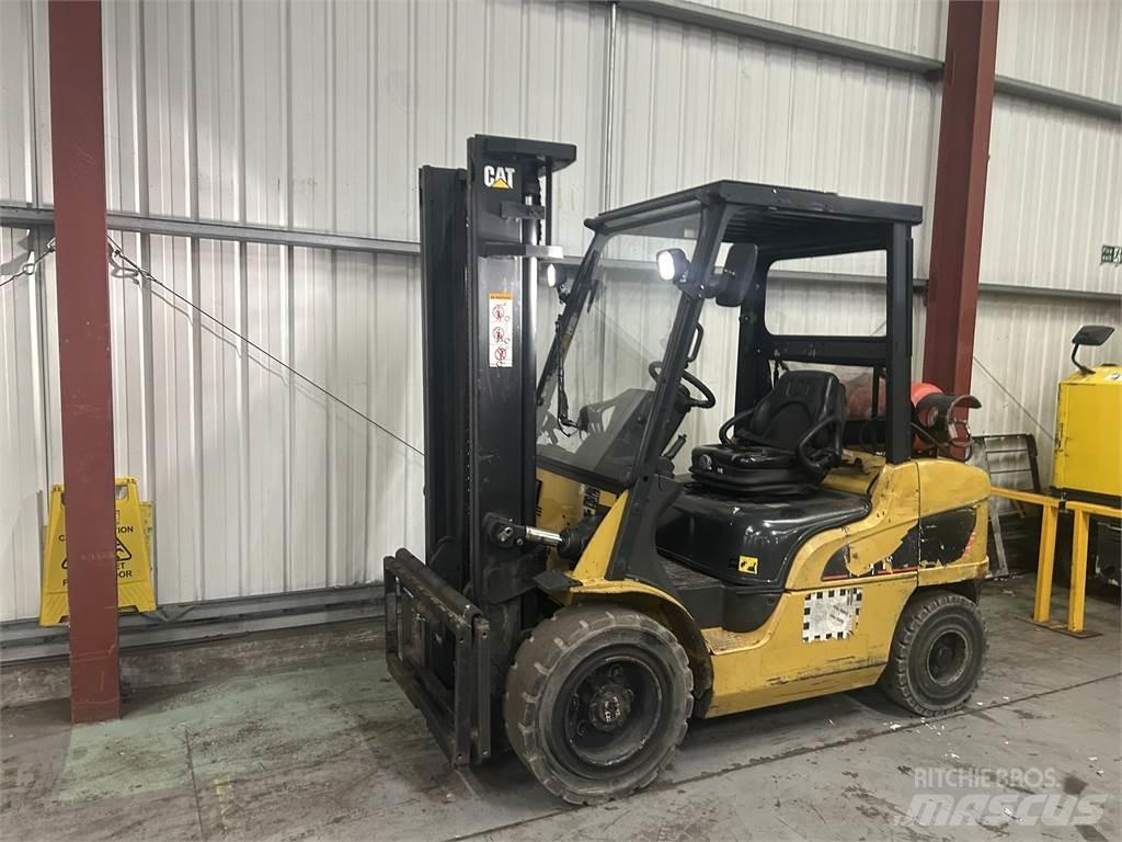 CAT GP35NT LPG'li forkliftler