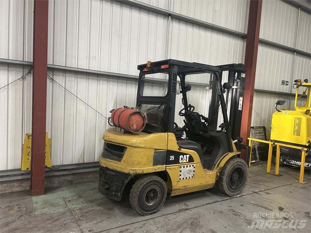 CAT GP35NT LPG'li forkliftler