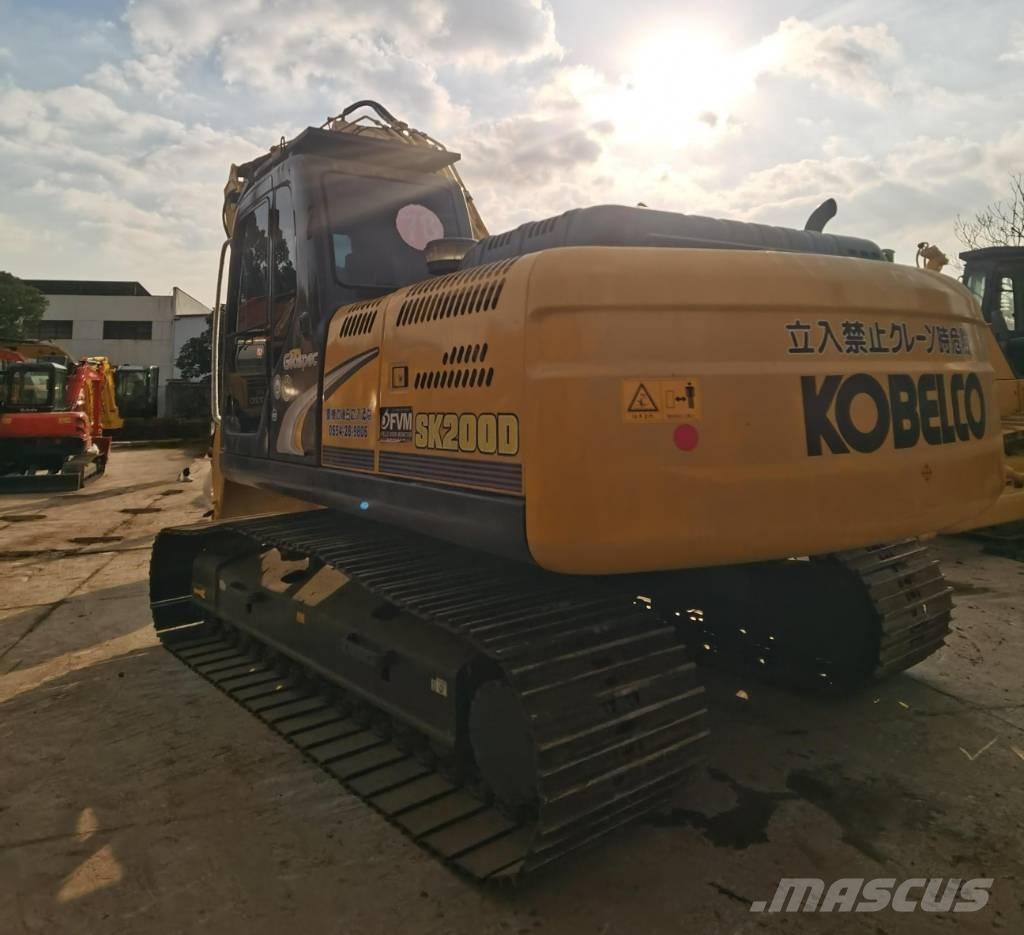 Kobelco SK 200 Paletli ekskavatörler