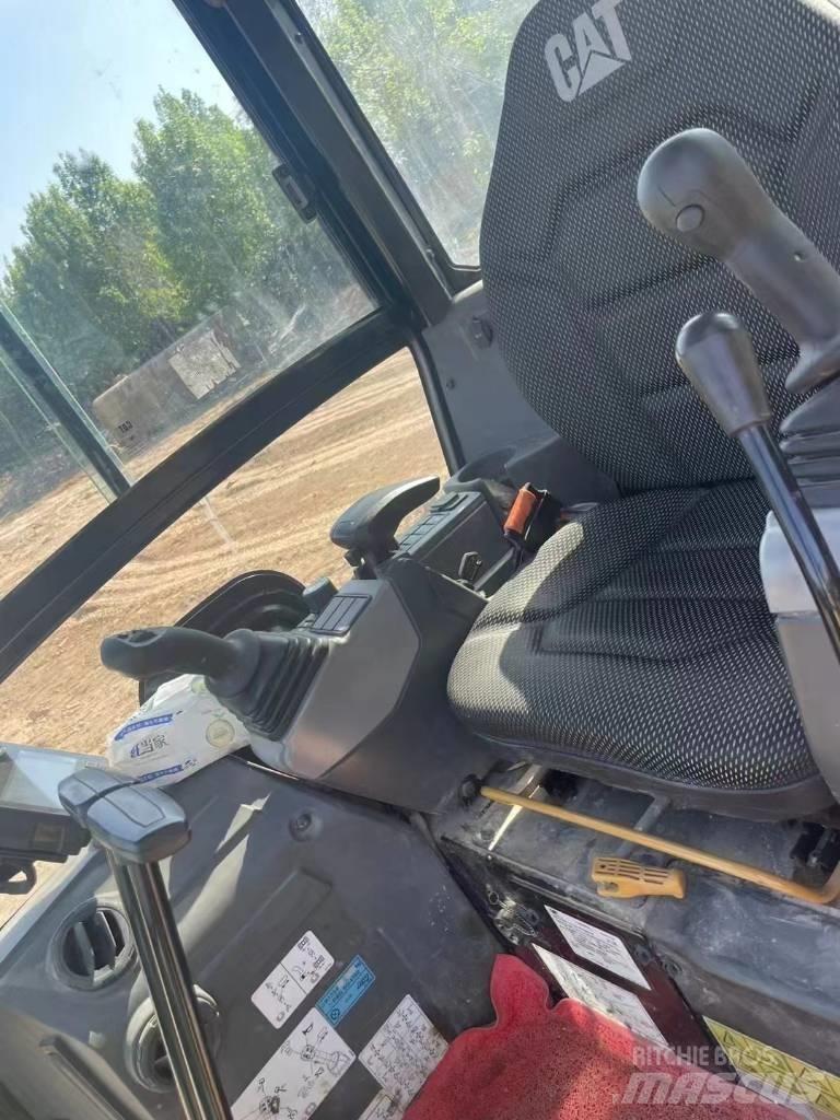 CAT 302 Mini ekskavatörler, 7 tona dek