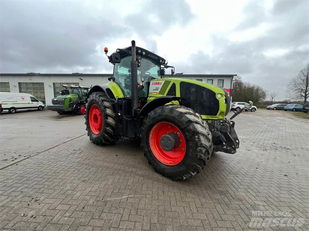 CLAAS Axion 930 Traktörler