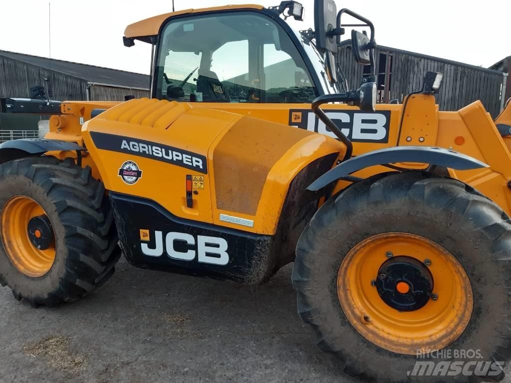 JCB 538-60 Tarimsal teleskopik yükleyiciler
