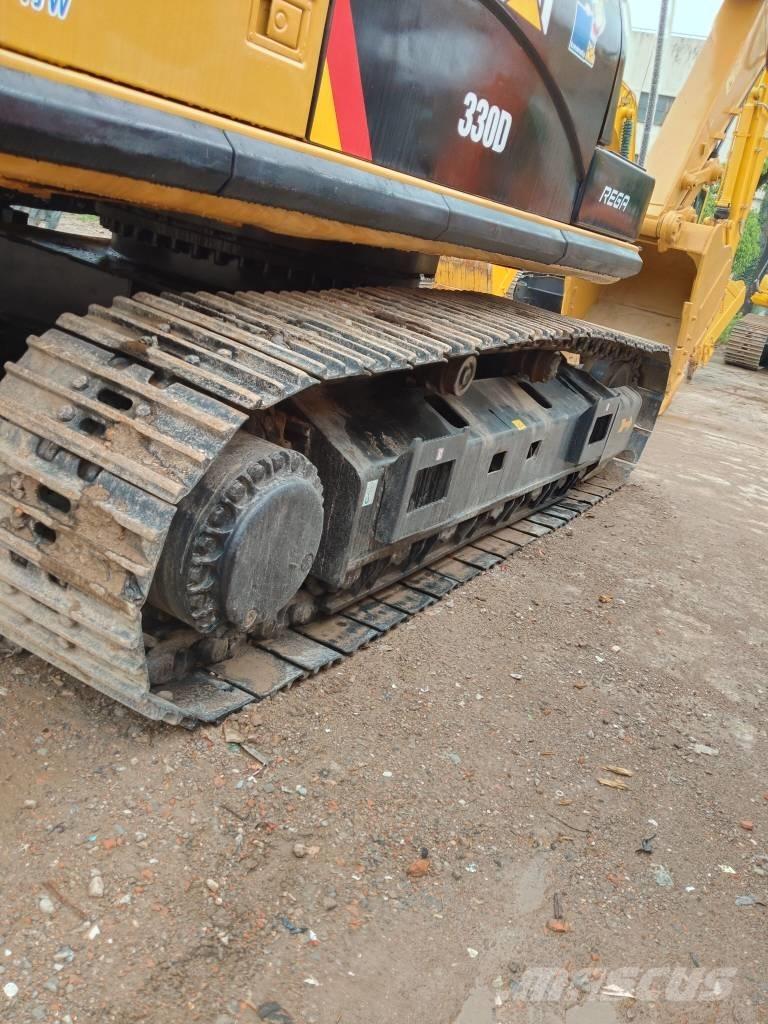 CAT 330 D Paletli ekskavatörler