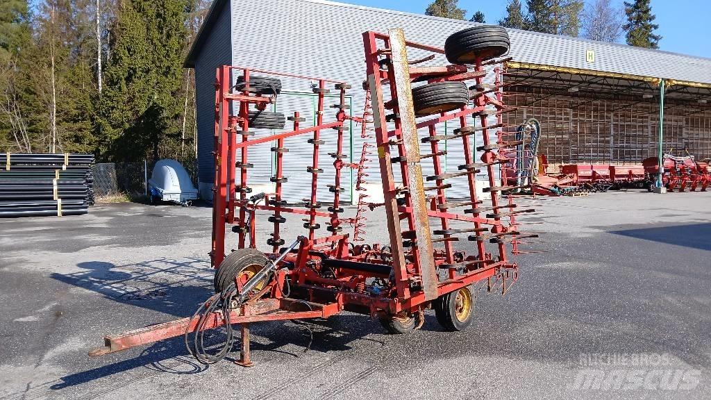Väderstad NZ    7,4m Tirmiklar
