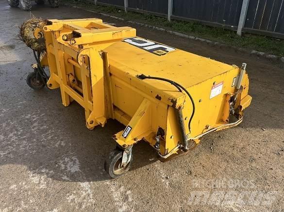 JCB SWEEPER SC240 Diger