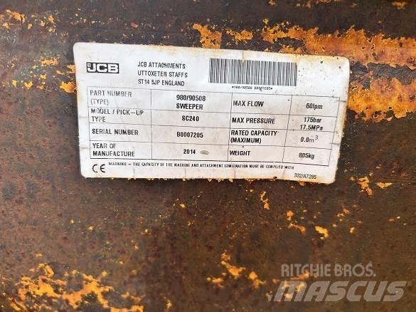 JCB SWEEPER SC240 Diger