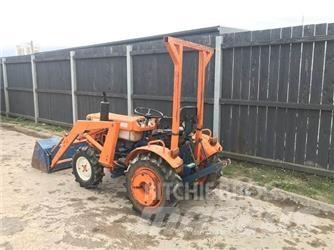 Kubota B7100D Kazıcı yükleyiciler - beko loder