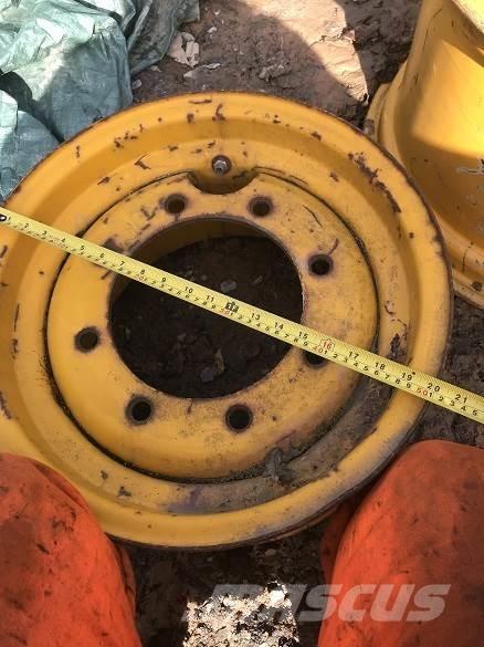  MASSEY FRONT WHEEL Lastikler