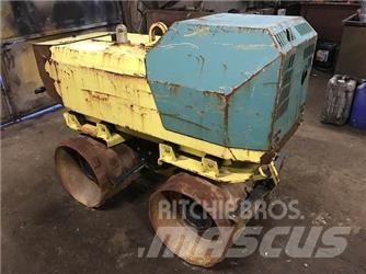 Rammax 1515 MI Çift tamburlu silindirler