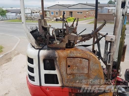 Takeuchi TB215R Diger