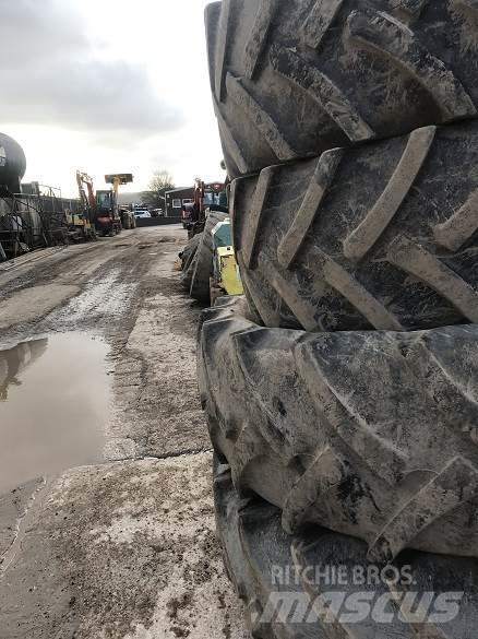  TYRES Lastikler