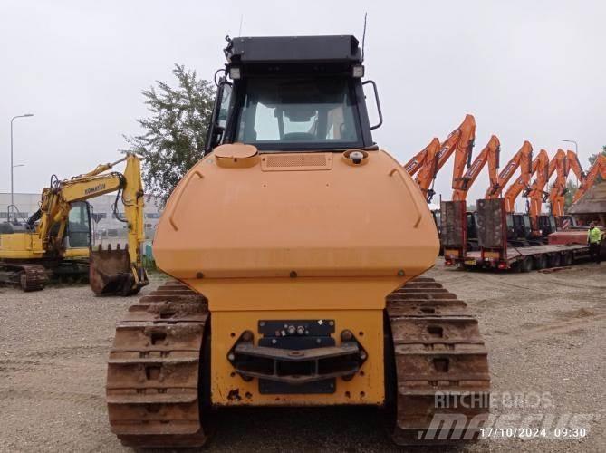 CASE 2050M Paletli dozerler