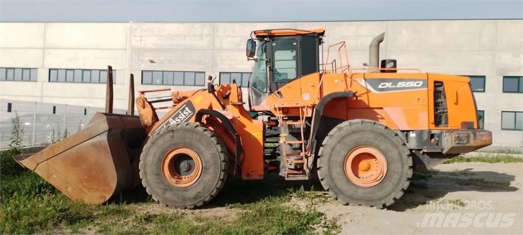 Doosan DL550-5 Tekerlekli yükleyiciler