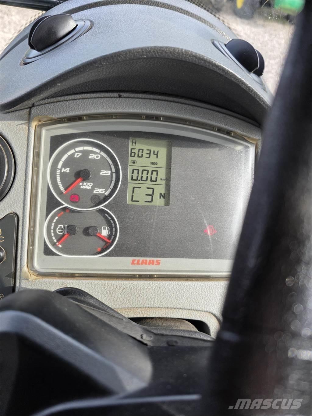 CLAAS Arion 620C Traktörler