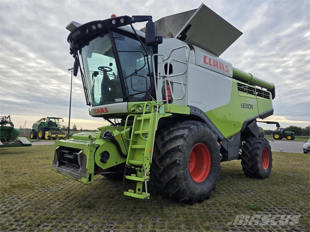 CLAAS Lexion 760 Biçerdöverler