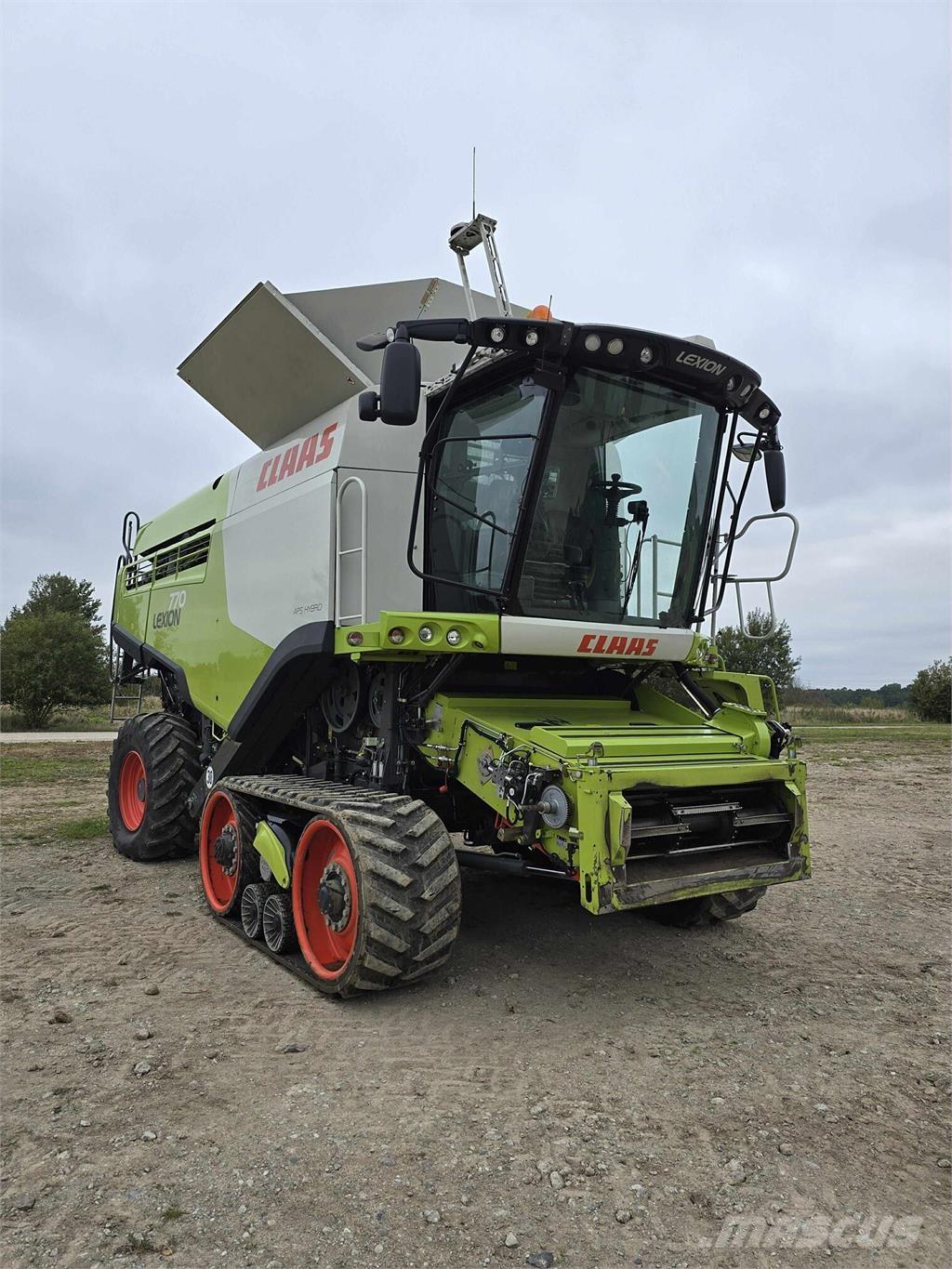 CLAAS Lexion 770TT Biçerdöverler
