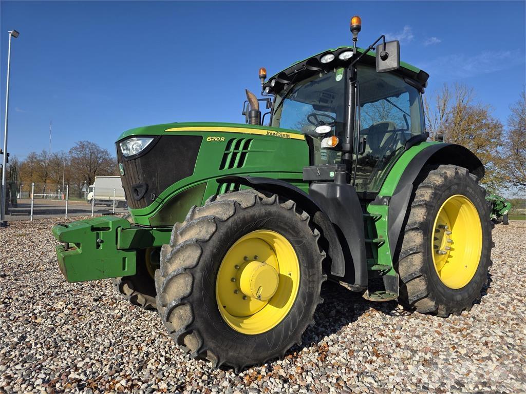 John Deere 6210R Traktörler