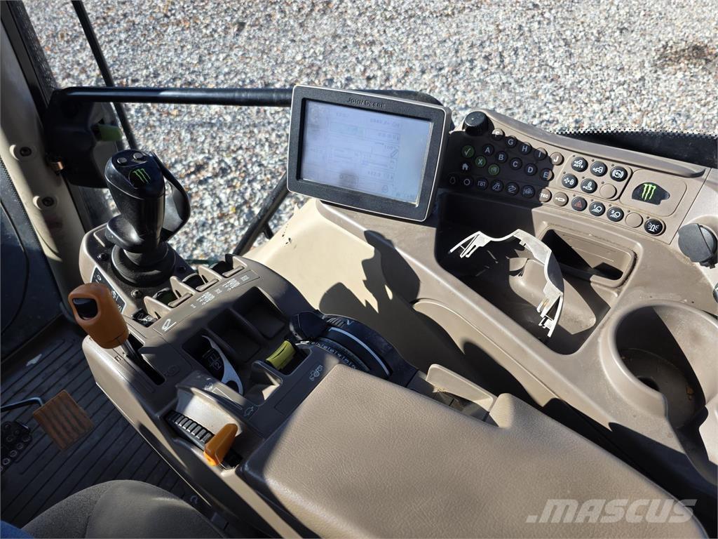 John Deere 6210R Traktörler