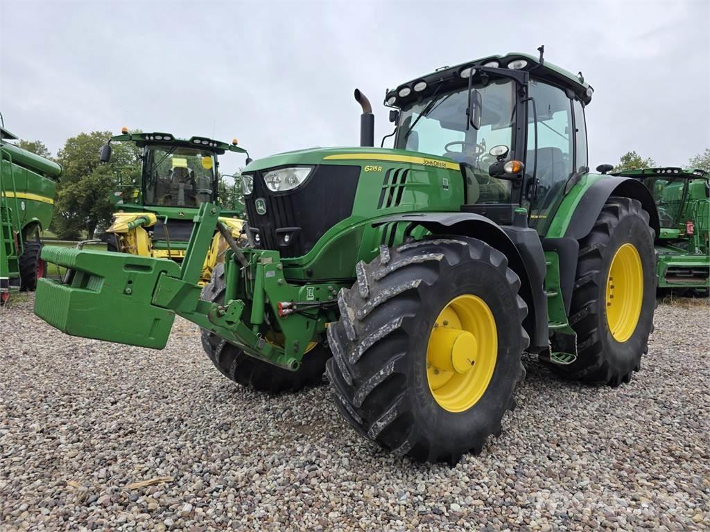 John Deere 6215R Traktörler