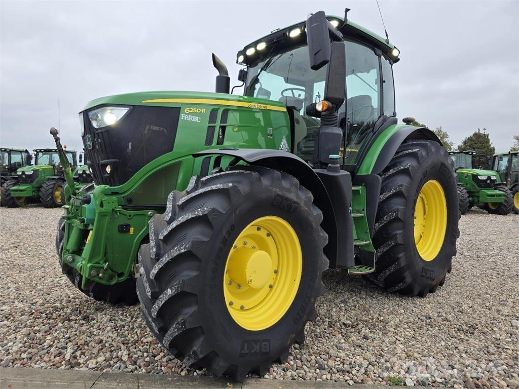 John Deere 6250R Traktörler