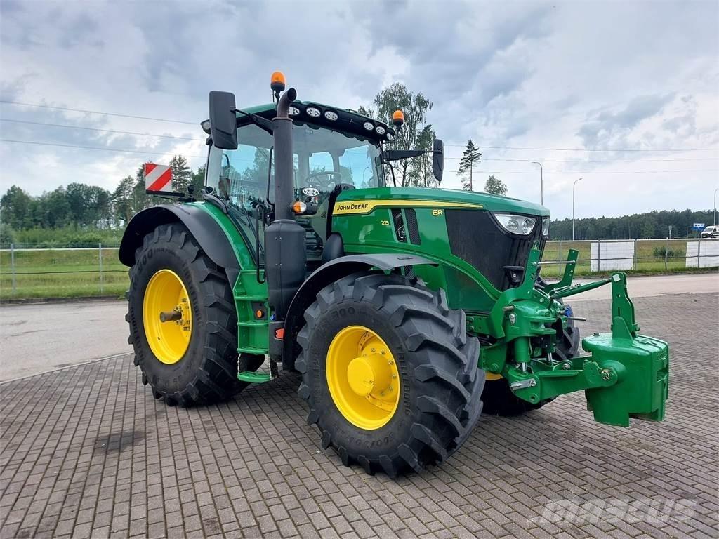 John Deere 6R 215 Traktörler