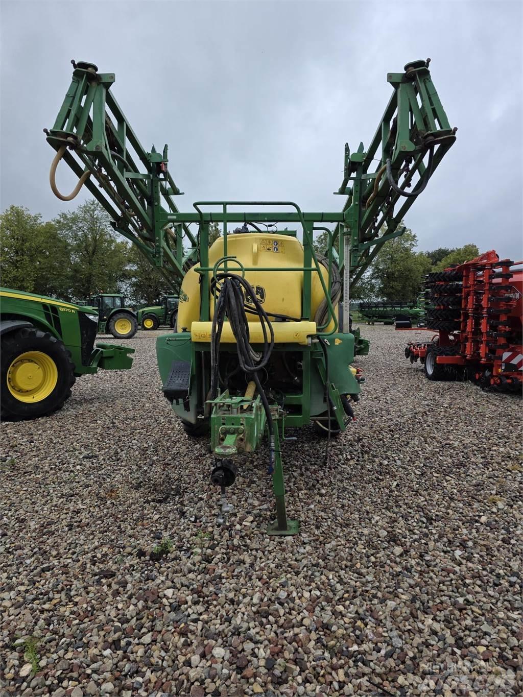 John Deere 732 Pulverizatör