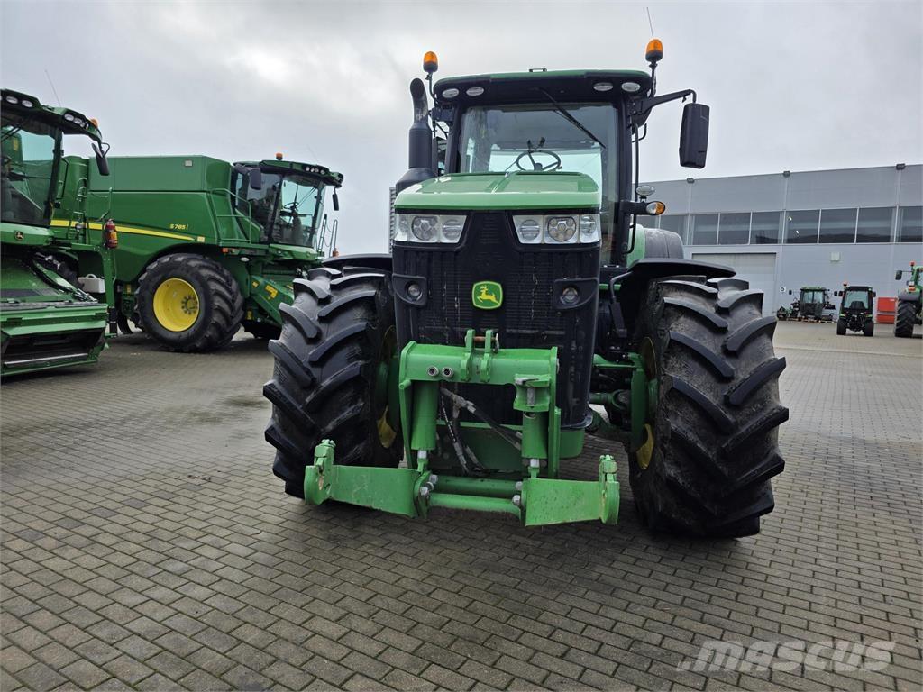 John Deere 8320R Traktörler