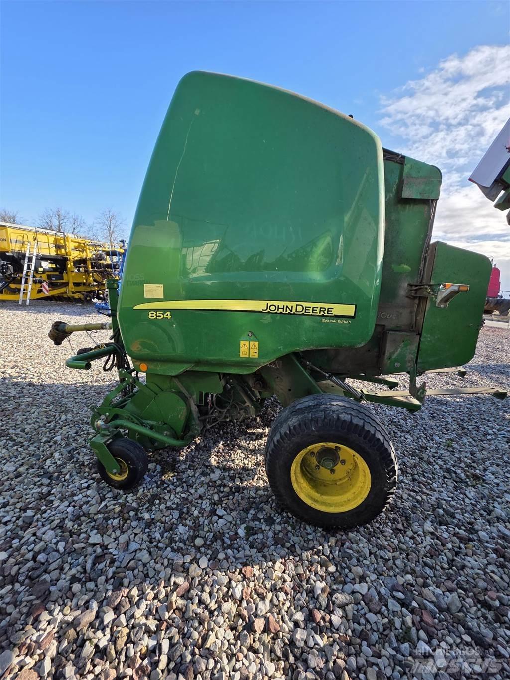 John Deere 854 Rulo balya makinalari