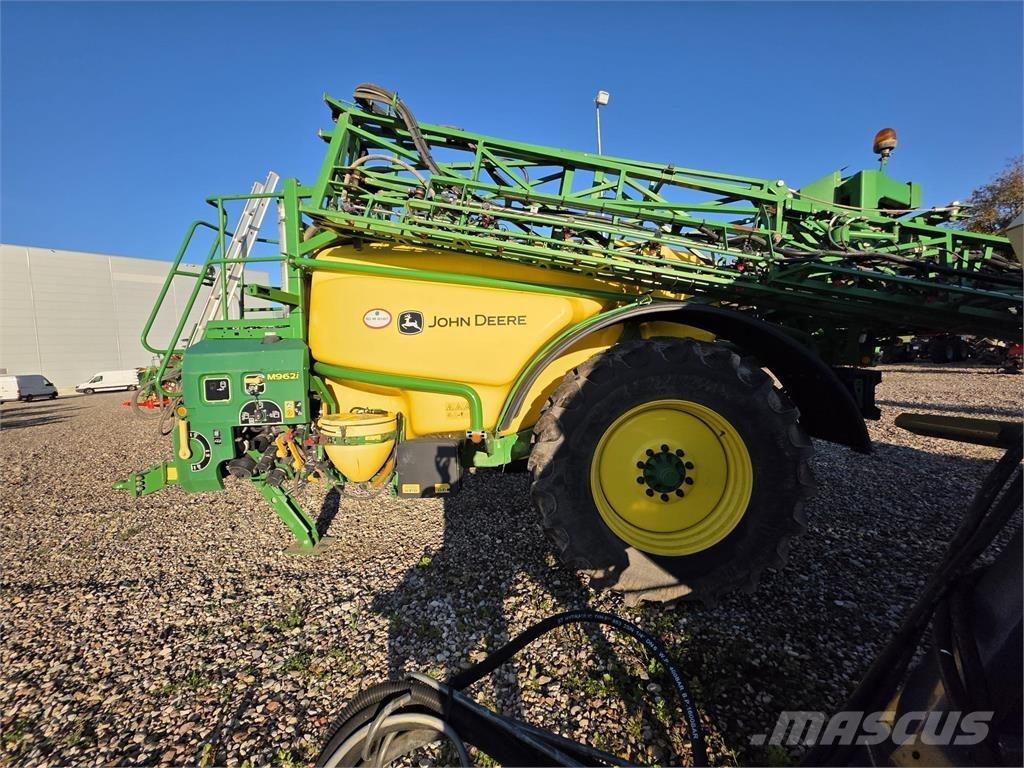 John Deere M962i Çekilir pülverizatörler