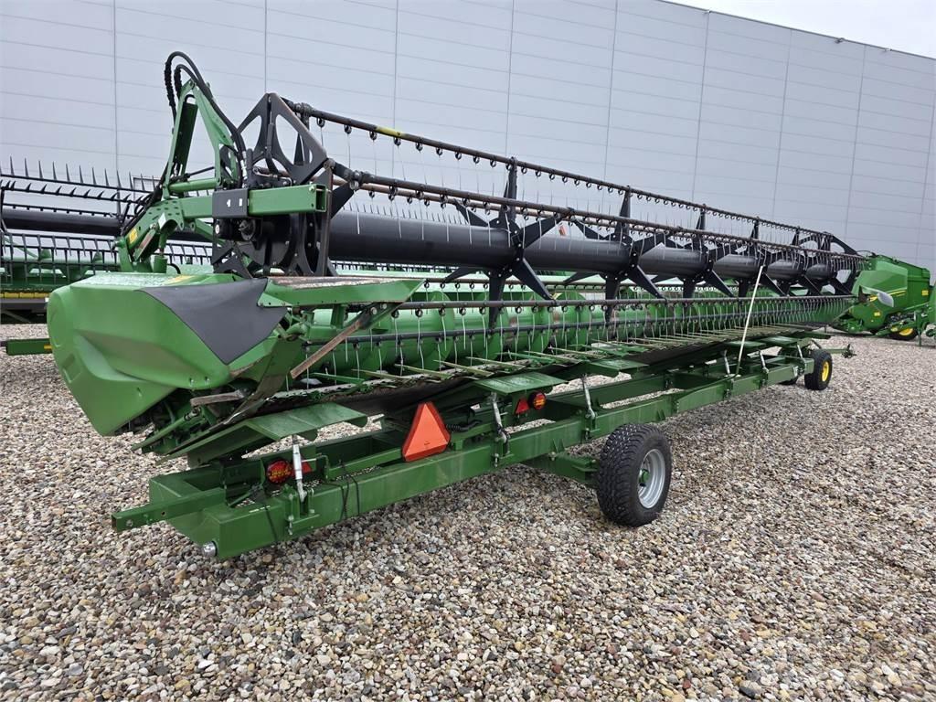 John Deere S690 Biçerdöverler