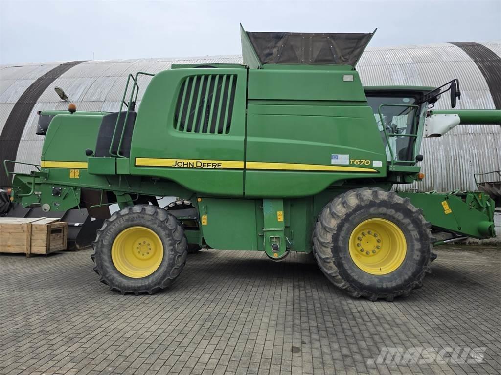 John Deere T670 Biçerdöverler