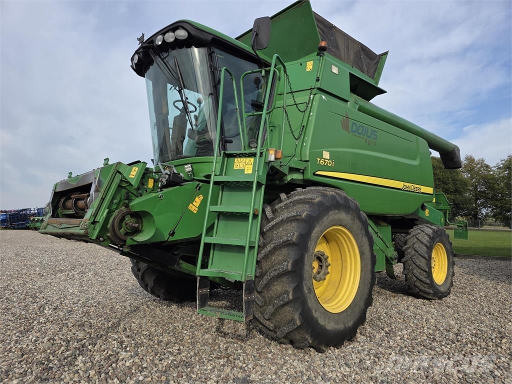 John Deere T670 Biçerdöverler
