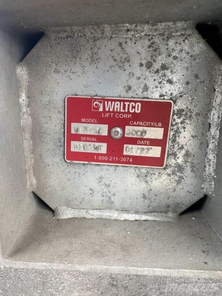  Waltco HLF-30 Mal ve eşya asansörleri