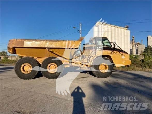 CAT 740 Belden kirma kaya kamyonu