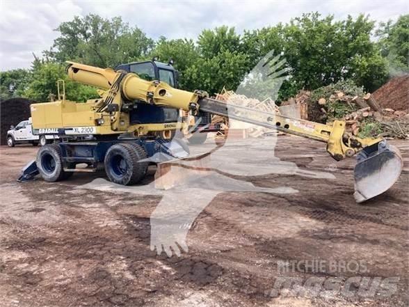 Gradall XL2300 Lastik tekerli ekskavatörler