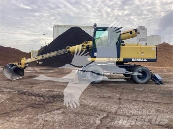 Gradall XL2300 Lastik tekerli ekskavatörler
