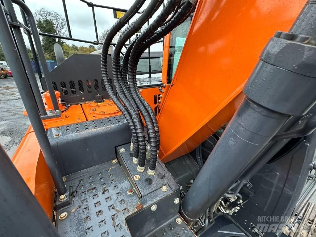 Doosan DX 140 LCR Paletli ekskavatörler