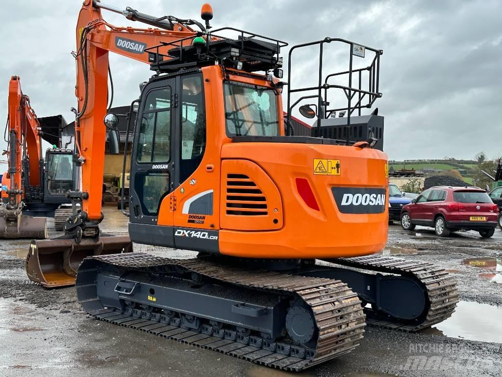 Doosan DX 140 LCR Paletli ekskavatörler