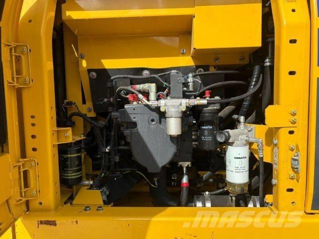 Komatsu PC 210 LC-11 Paletli ekskavatörler