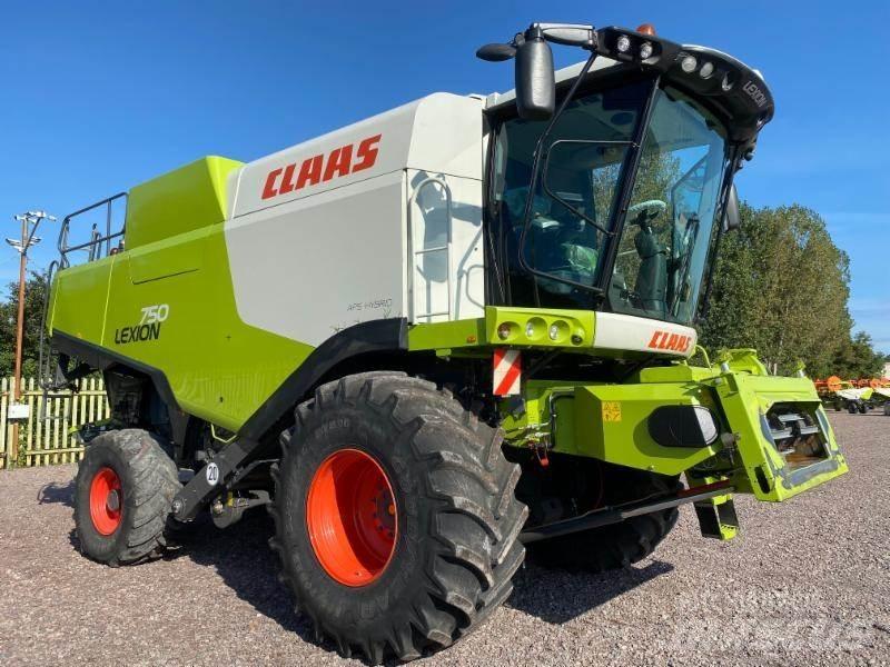 CLAAS LEXION 750 Biçerdöverler