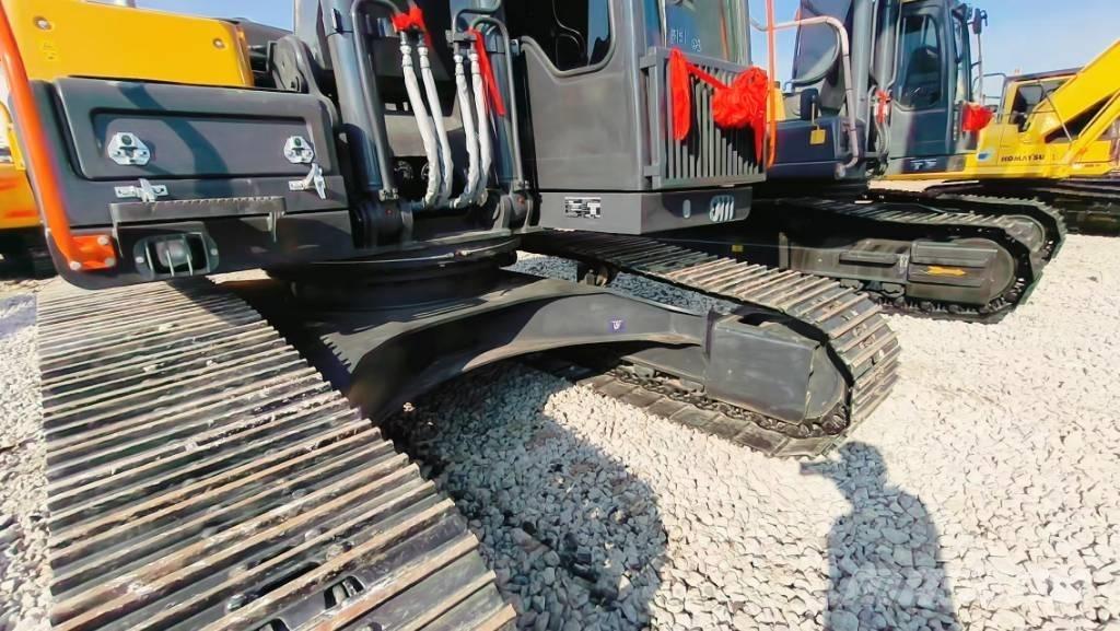 Volvo EC 240 Paletli ekskavatörler