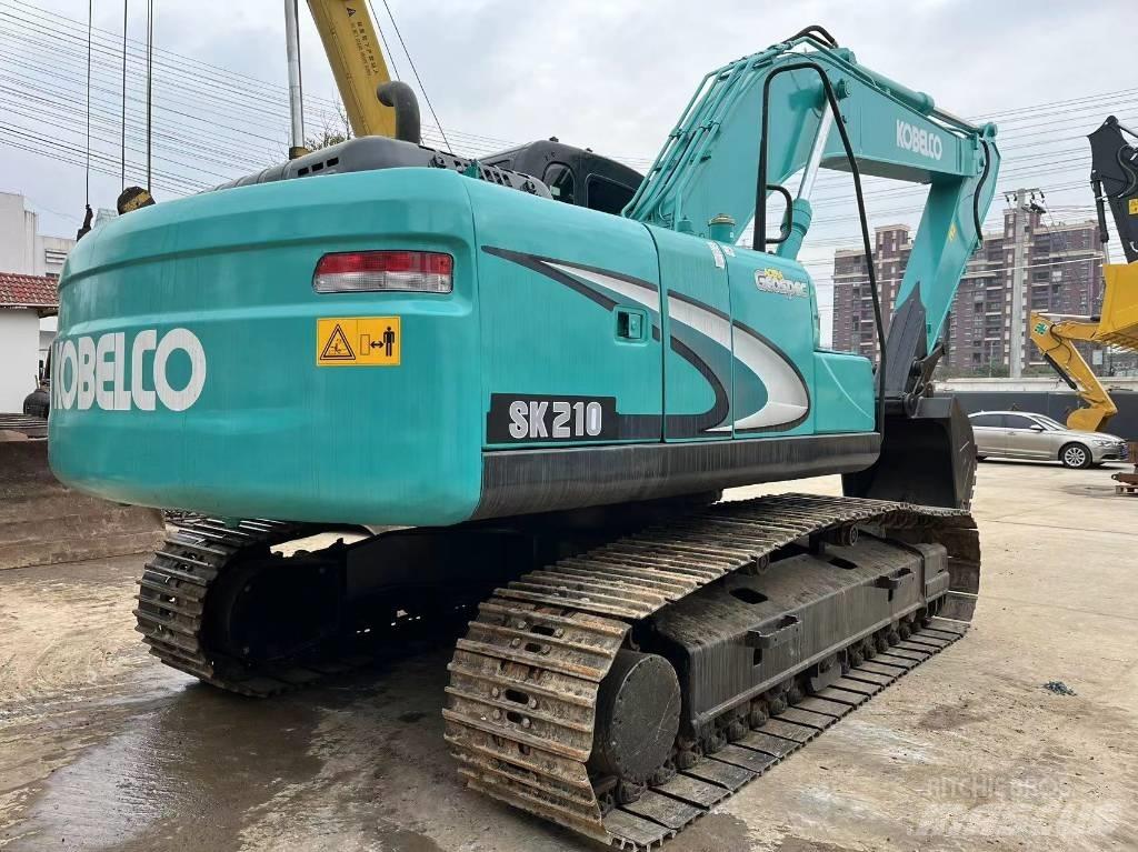 Kobelco SK 210 Paletli ekskavatörler